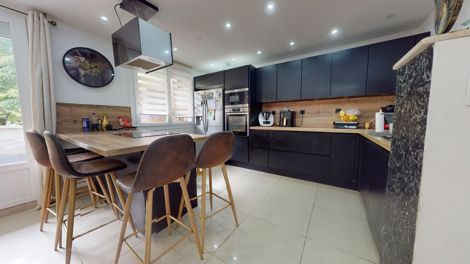 Appartement GRENOBLE (38100) 4 pièces 76.28 m²