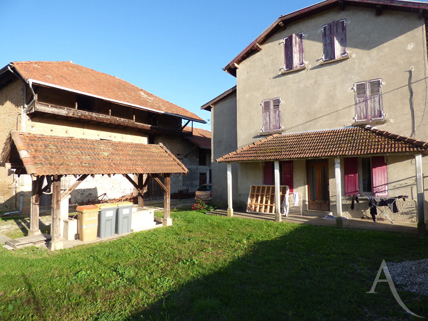 Maison MOIRANS (38430) 9 pièces 202.00 m²