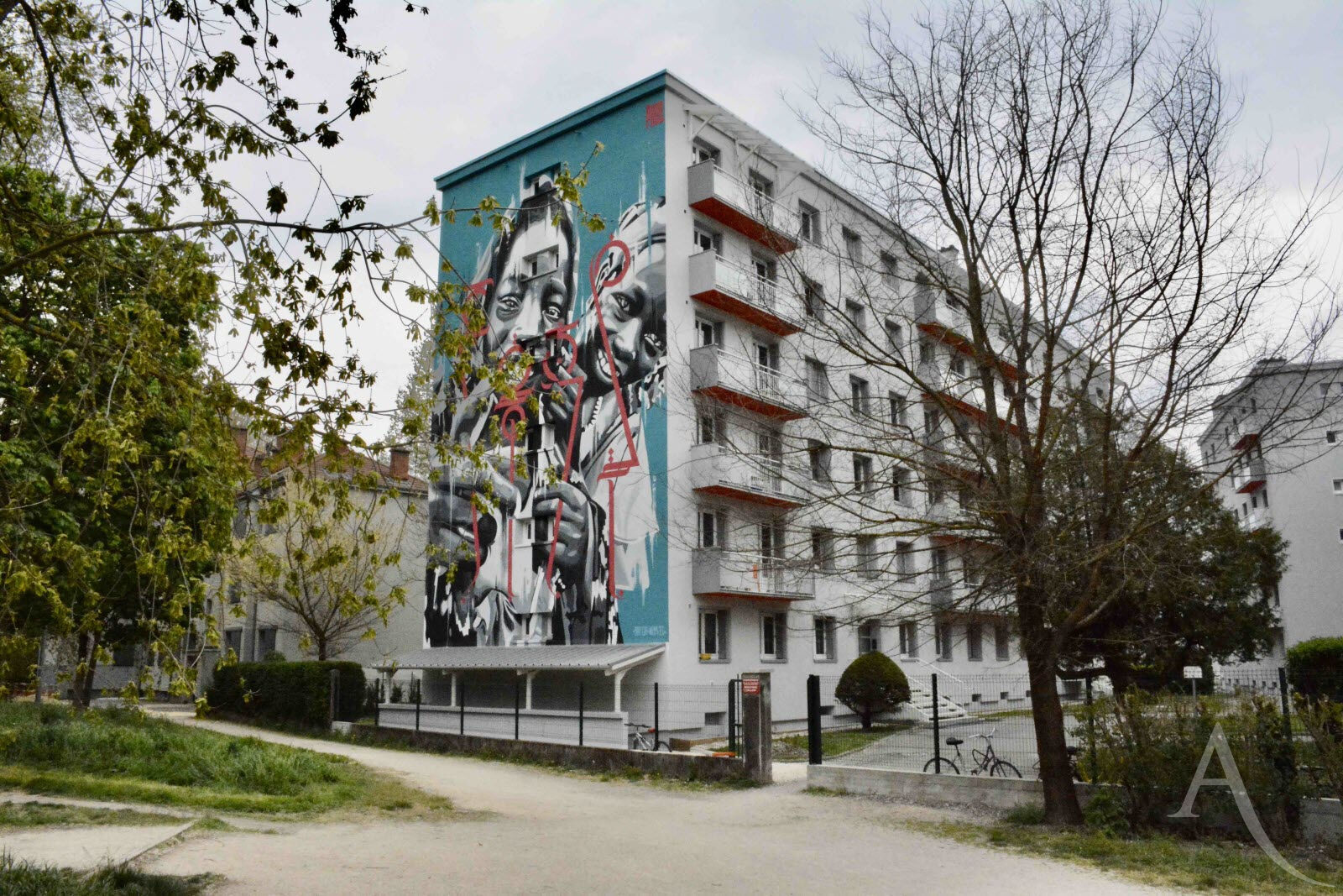 Appartement GRENOBLE (38100) 2 pièces 38.00 m²