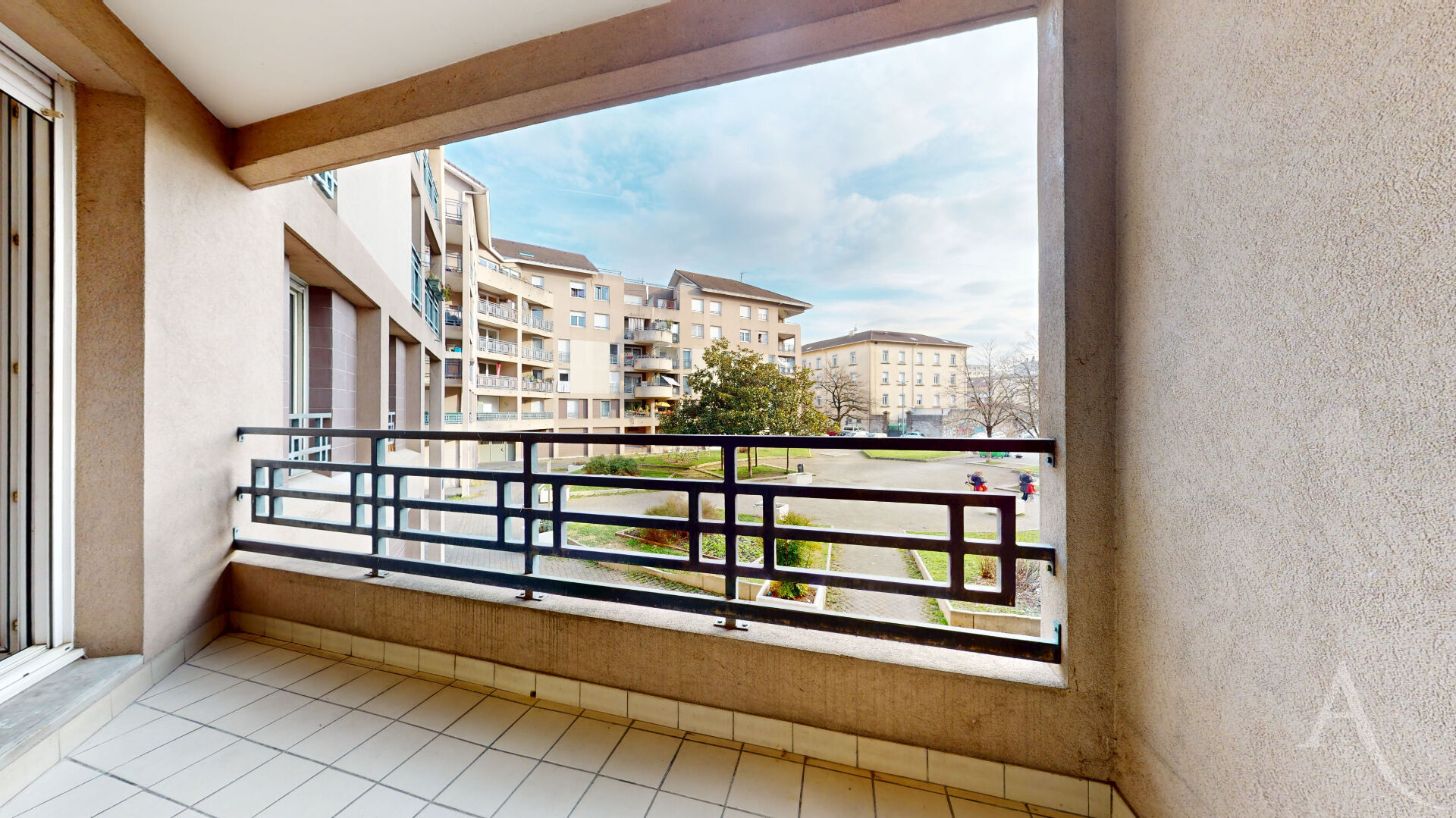 Appartement GRENOBLE (38000) 2 pi&egrave;ces 53.20 m&sup2;