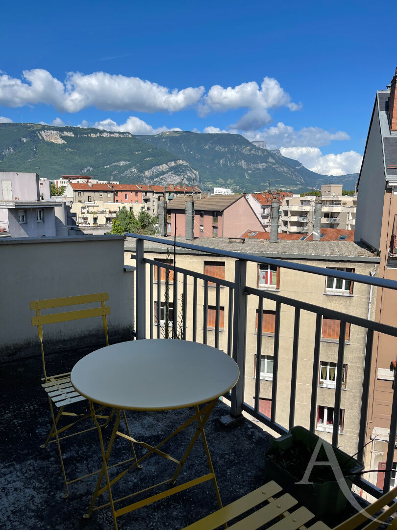 Appartement GRENOBLE (38000) 2 pi&egrave;ces 70.30 m&sup2;