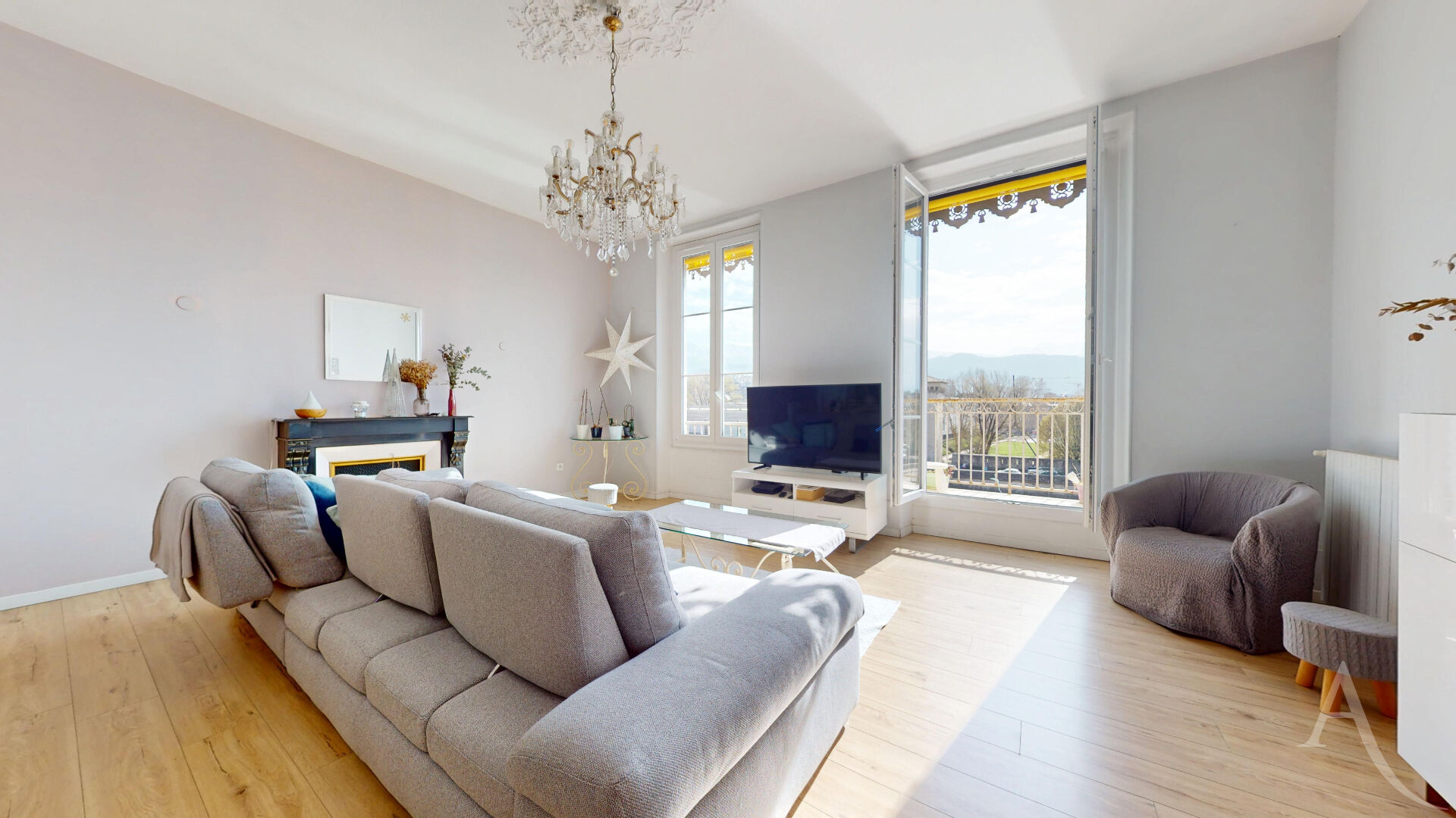 Appartement GRENOBLE (38000) 4 pi&egrave;ces 118.57 m&sup2;