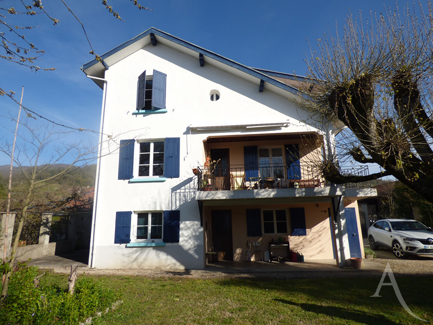 Maison TULLINS (38210) 7 pi&egrave;ces 200.00 m&sup2;