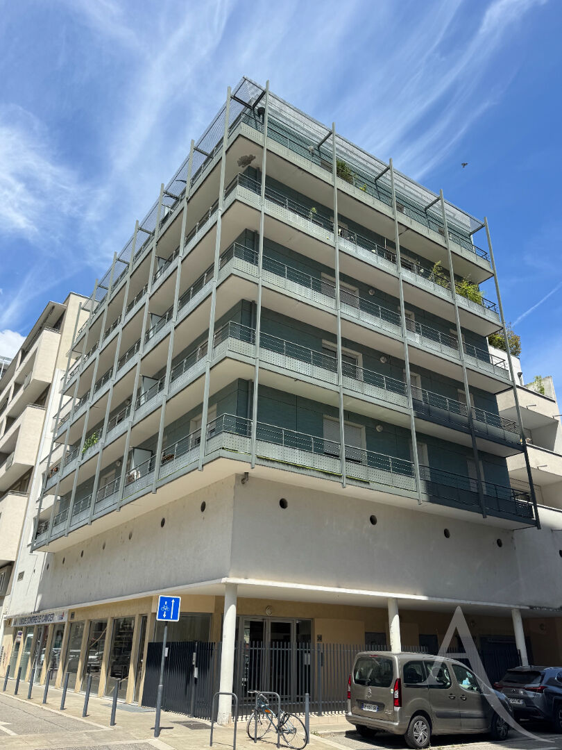 Appartement GRENOBLE (38000) 4 pi&egrave;ces 83.75 m&sup2;
