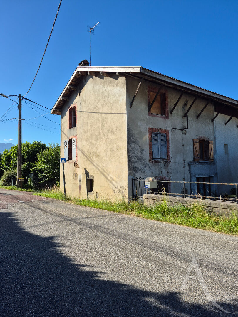 Maison VOIRON (38500) 5 pi&egrave;ces 105.00 m&sup2;