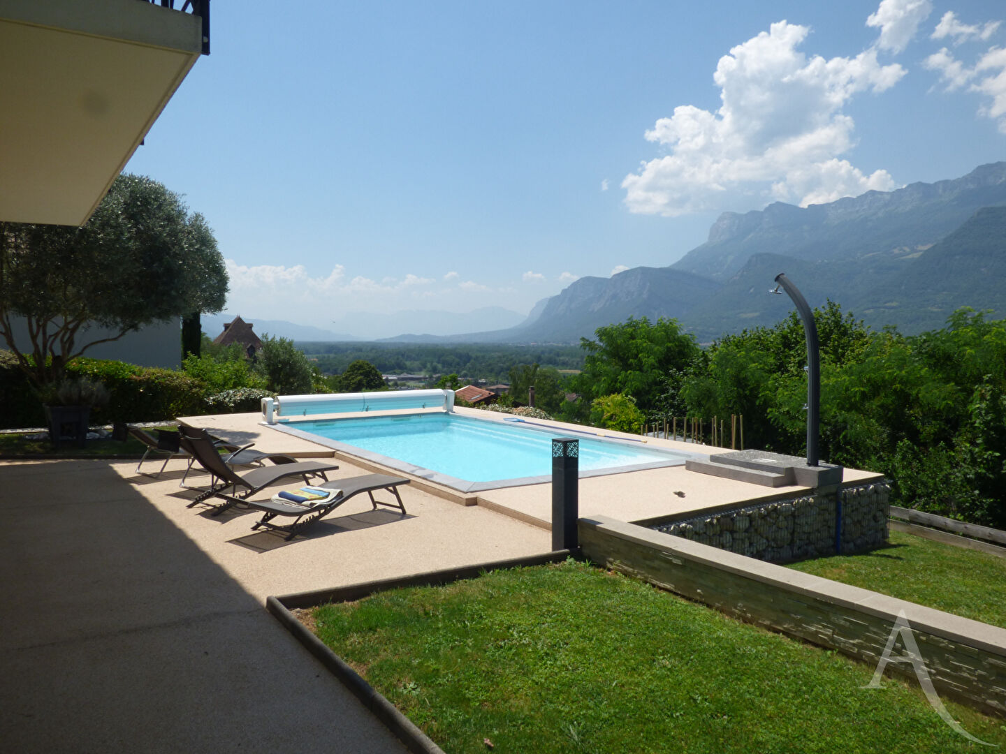 Villa GONCELIN (38570) 5 pi&egrave;ces 140.00 m&sup2;