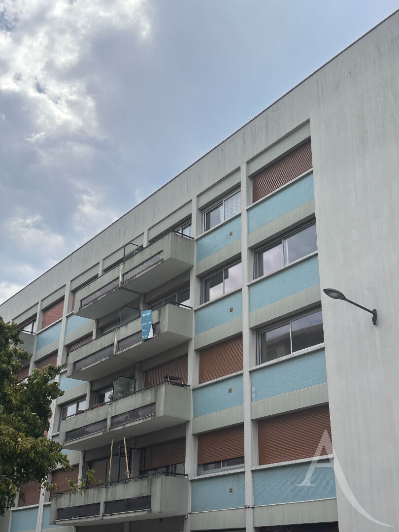 Appartement GRENOBLE (38000) 2 pi&egrave;ces 40.00 m&sup2;