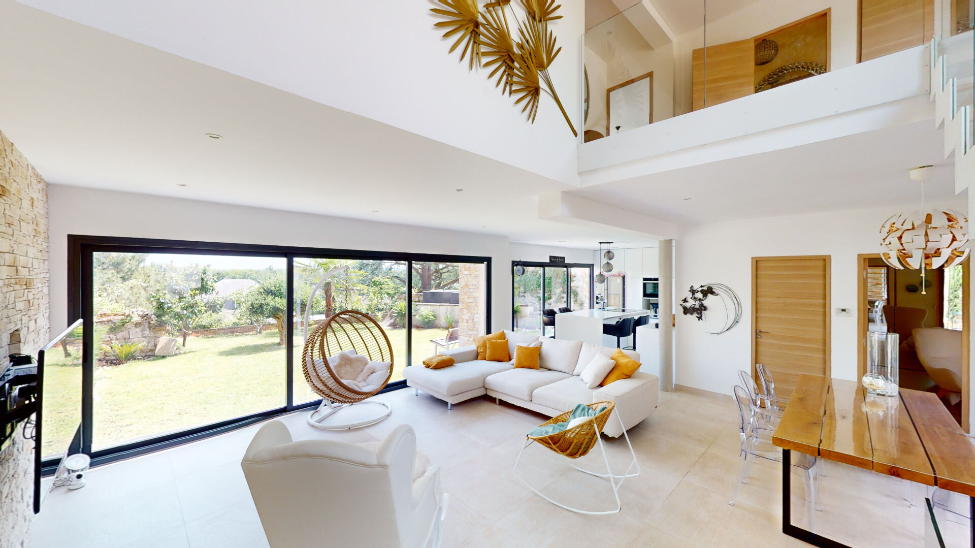 Maison d'architecte LE MESNIL LE ROI (78600) 7 pi&egrave;ces 205.00 m&sup2;