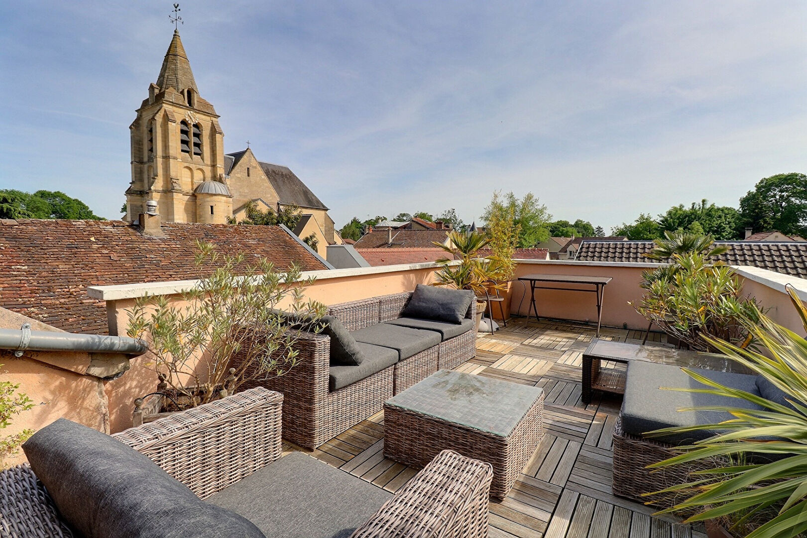 Maison LE MESNIL LE ROI (78600) 7 pi&egrave;ces 150.00 m&sup2;
