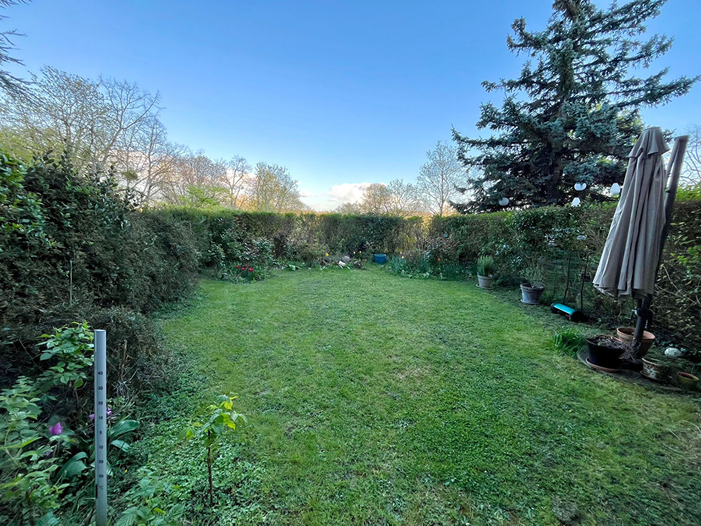Le Mesnil-le-Roi (78) Exclusif 525 000 € Appartement 3 pièces , 2 chambres 90.71 m² Avec jardin