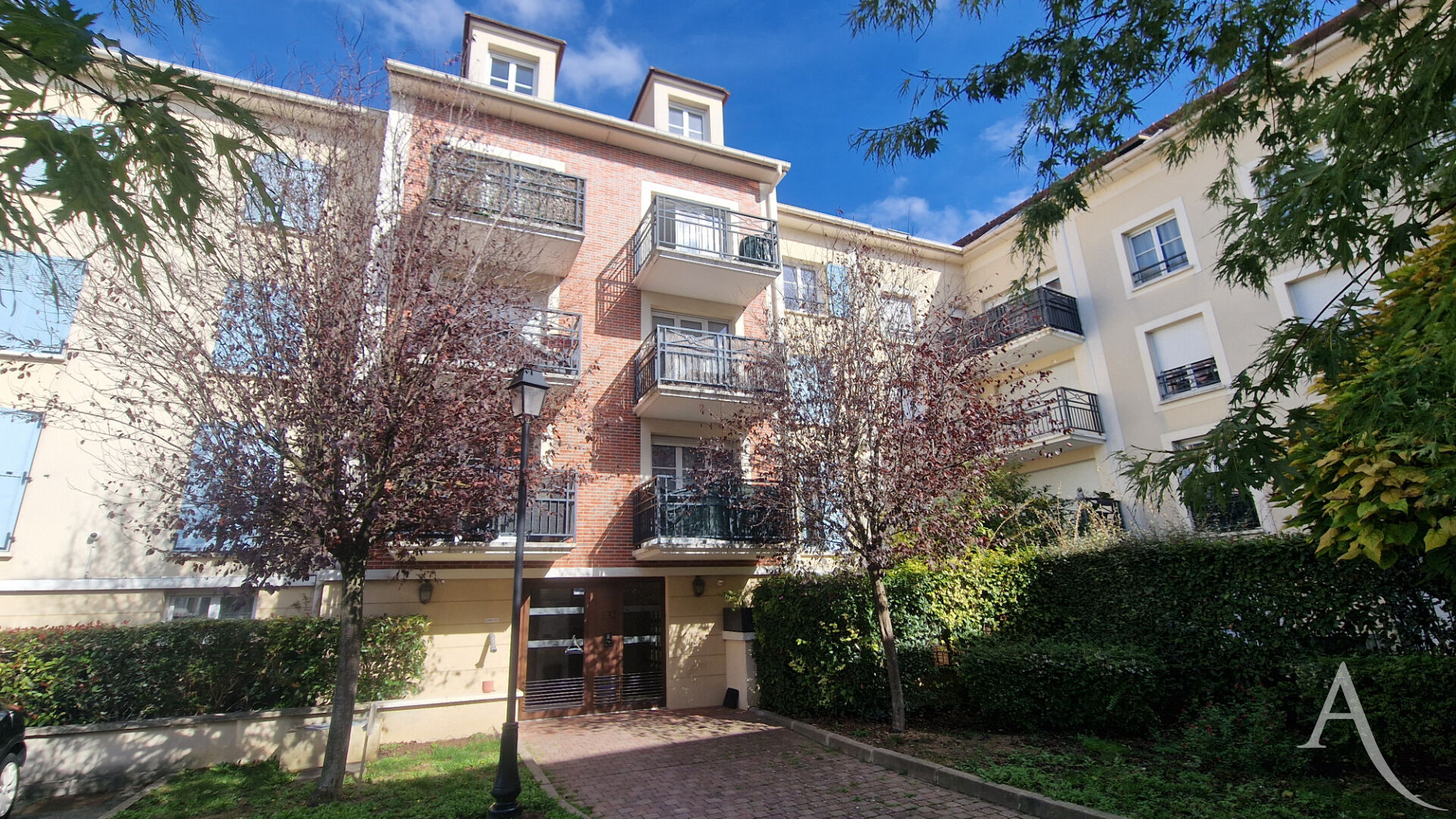 Appartement MANTES LA JOLIE (78200) 2 pi&egrave;ces 37.00 m&sup2;