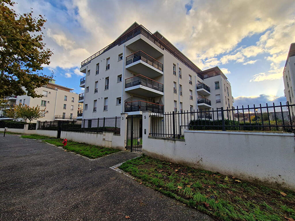 Appartement MANTES LA JOLIE (78200) 3 pièces 55.71 m²