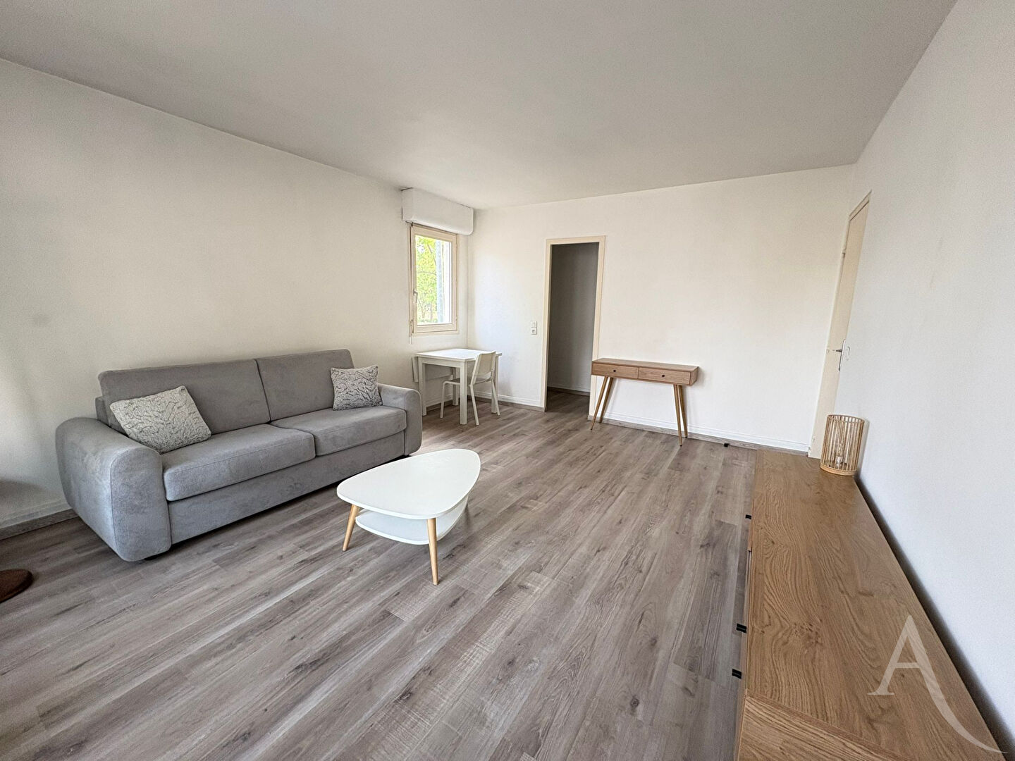 Appartement MANTES LA JOLIE (78200) 1 pièce 33.57 m²