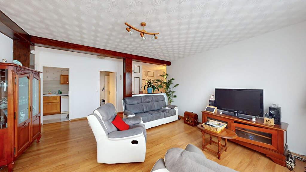 Appartement MANTES LA VILLE (78711) 5 pièces 82.53 m²