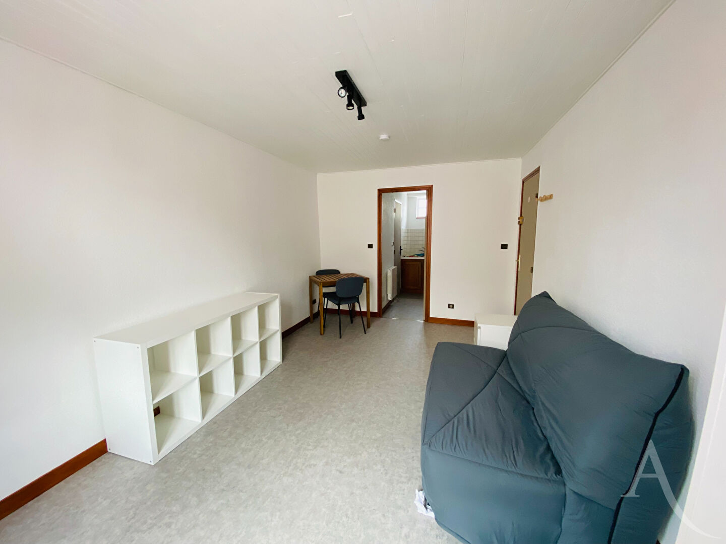 Appartement PORCHEVILLE (78440) 1 pi&egrave;ce 22.90 m&sup2;