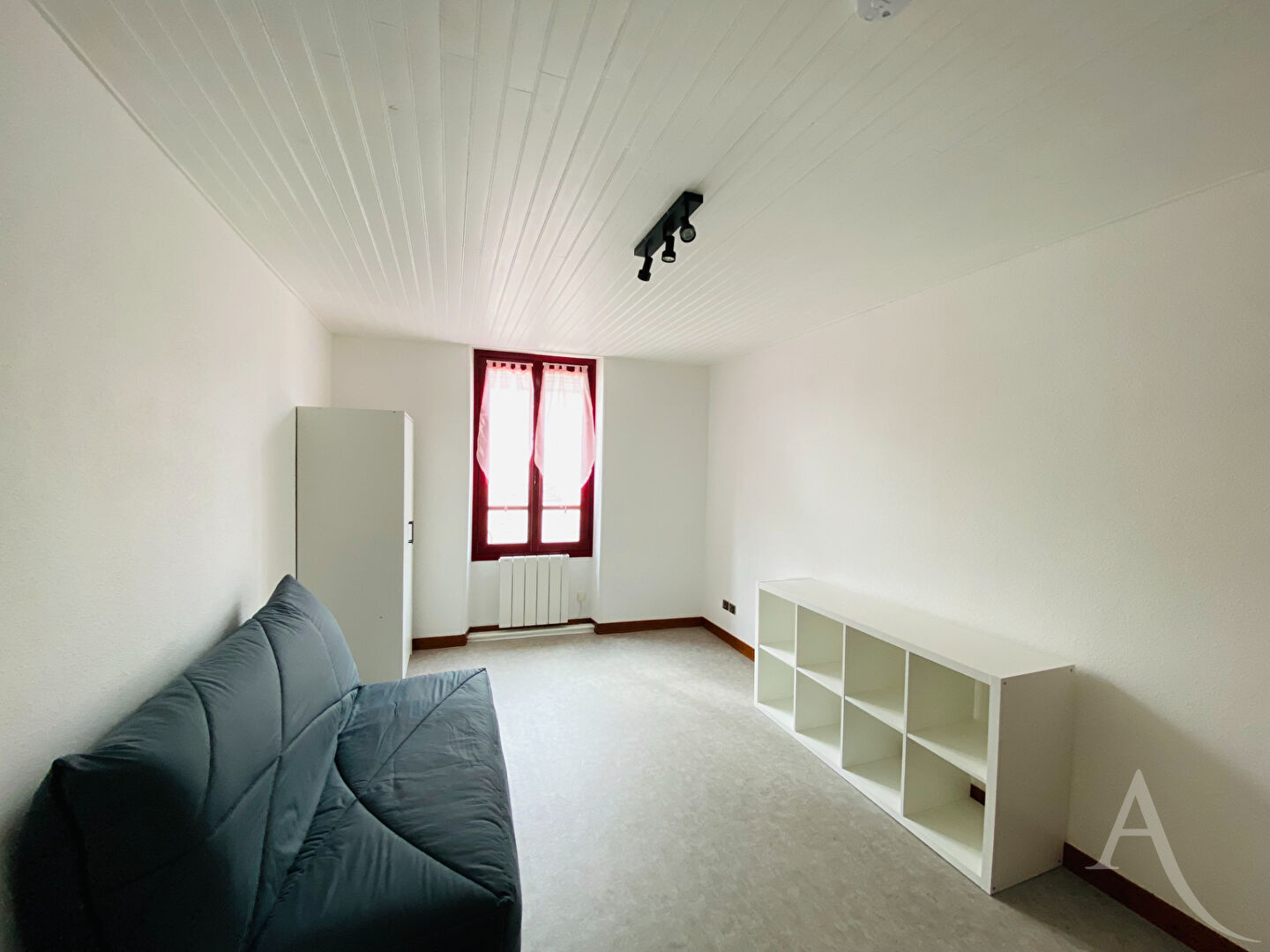 Appartement PORCHEVILLE (78440) 1 pi&egrave;ce 22.90 m&sup2;