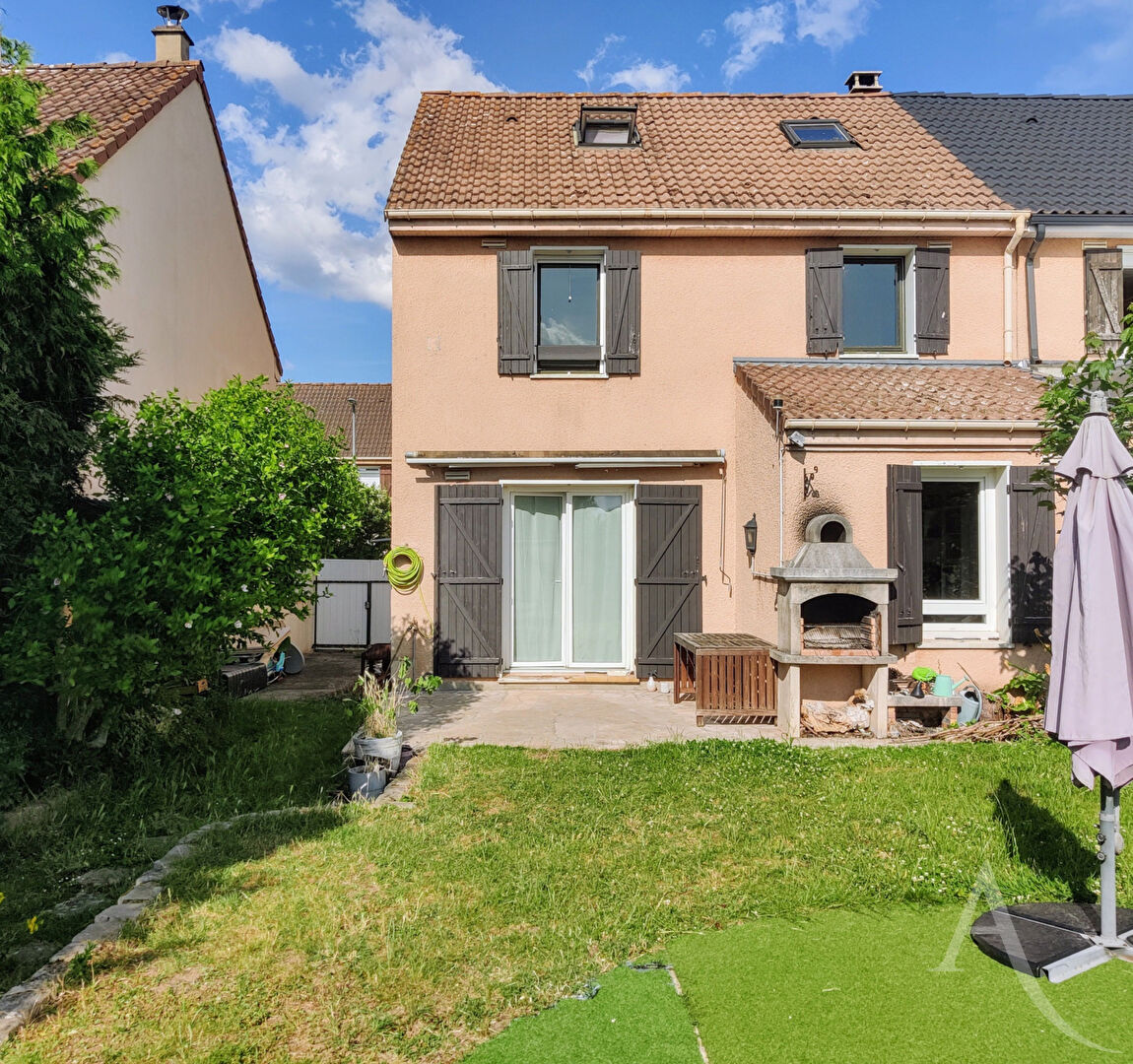 Maison AUBERGENVILLE (78410) 6 pièces 105.00 m²