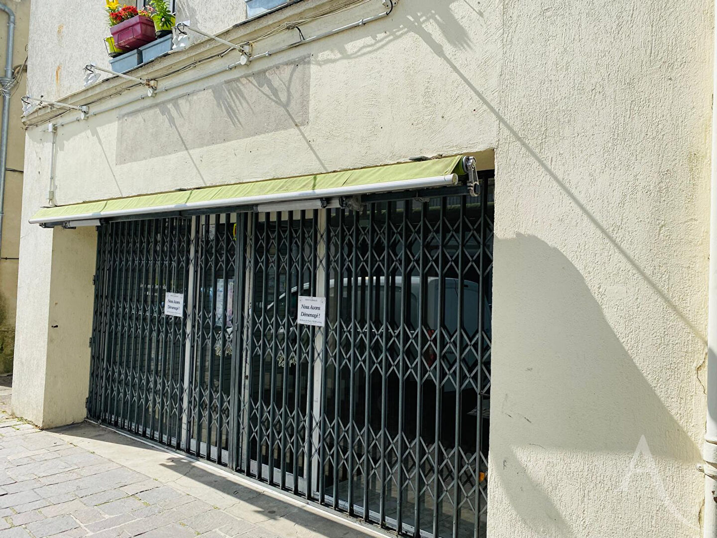 Local commercial LIMAY (78520) 86.47 m²