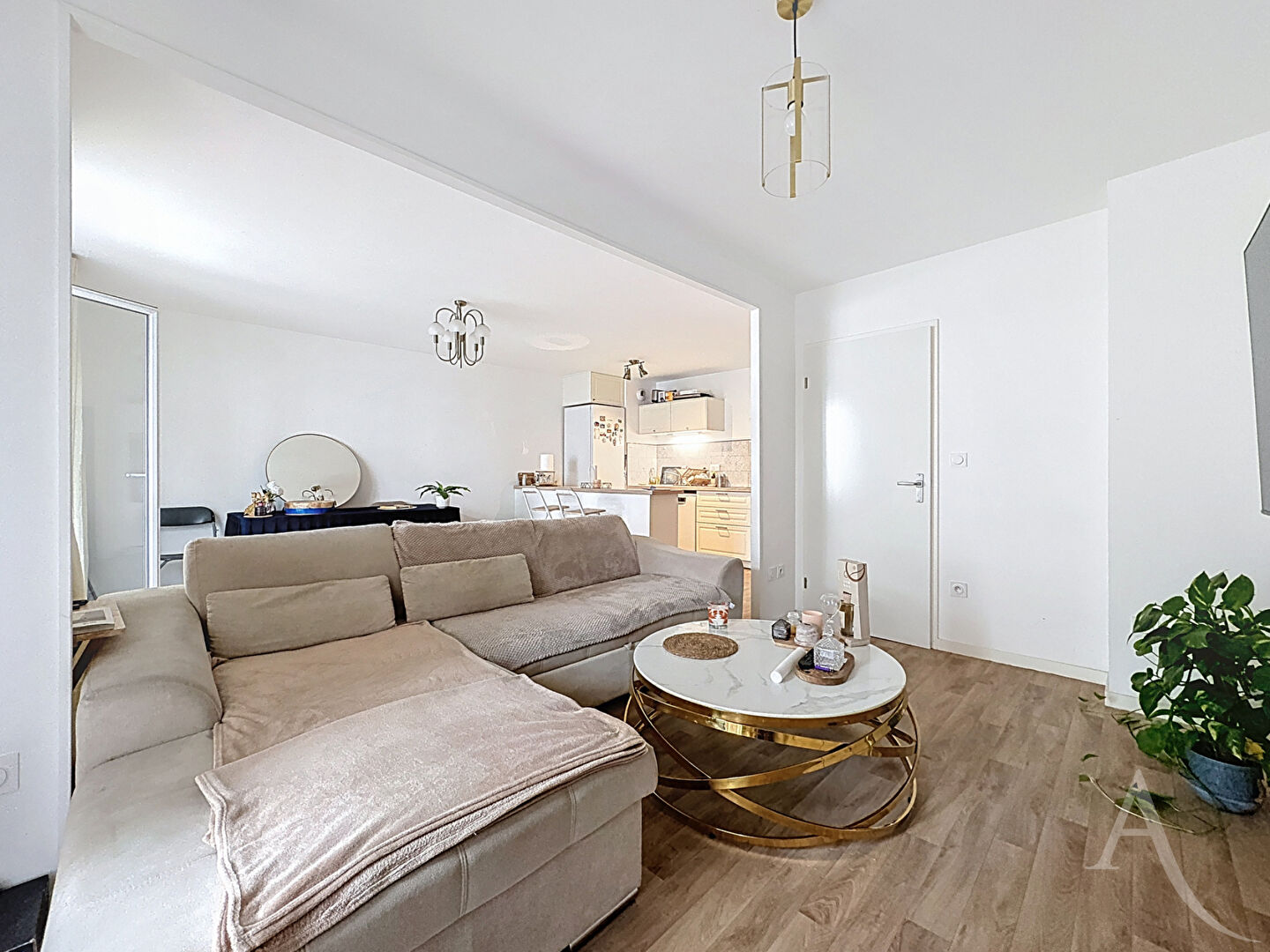 Appartement MANTES LA VILLE (78711) 4 pi&egrave;ces 74.00 m&sup2;