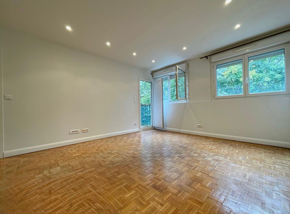 Appartement AUBERGENVILLE (78410) 3 pièces 56.30 m²