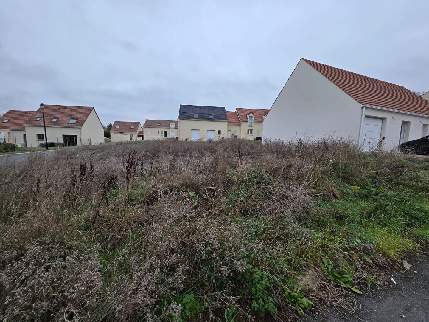 Terrain OSMOY (78910) 430.00 m&sup2;