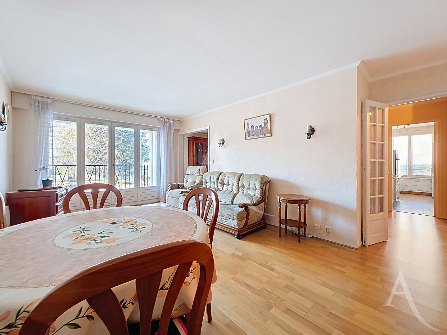 Appartement MANTES LA JOLIE (78200) 4 pi&egrave;ces 74.00 m&sup2;