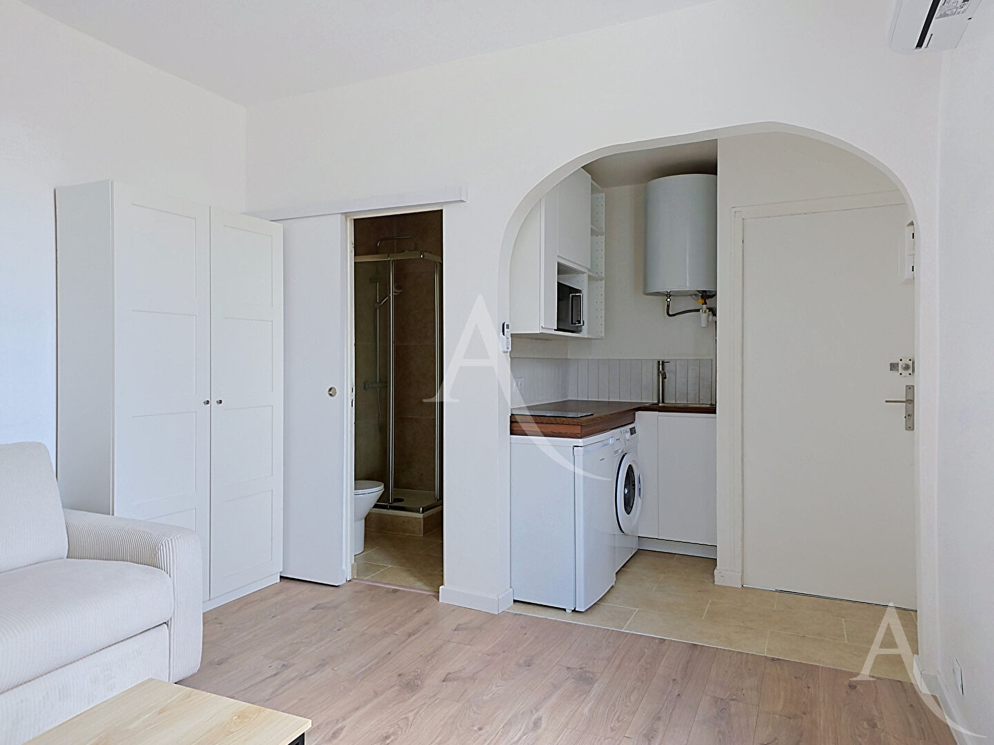 Appartement MANTES LA JOLIE (78200) 1 pi&egrave;ce 16.93 m&sup2;