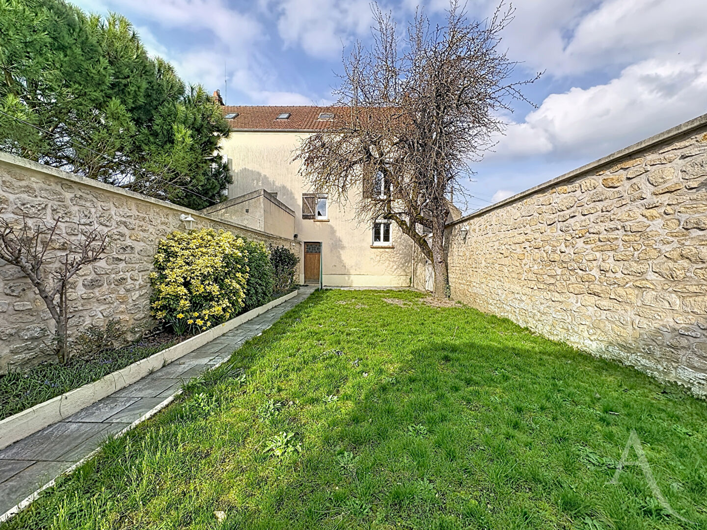 Maison MANTES LA VILLE (78711) 4 pi&egrave;ces 97.74 m&sup2;
