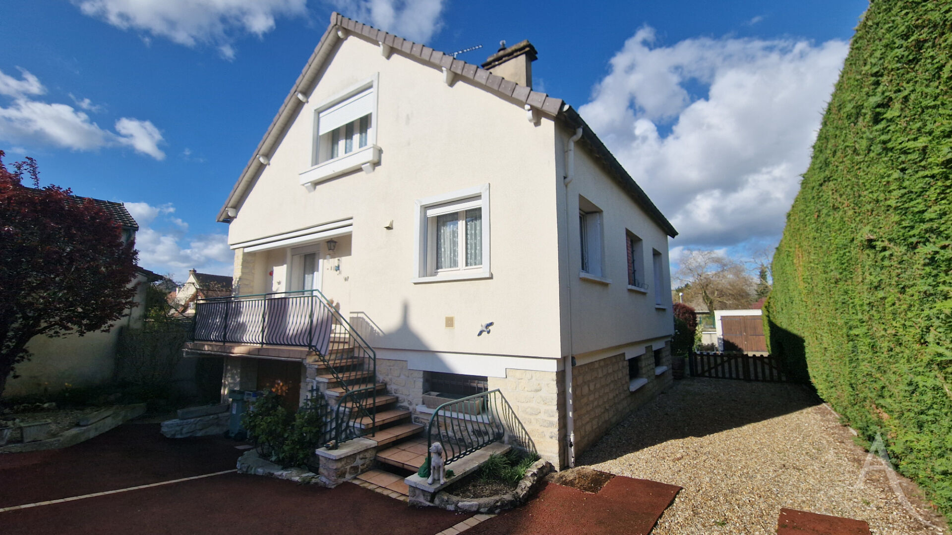 Maison MANTES LA JOLIE (78200) 6 pi&egrave;ces 85.00 m&sup2;