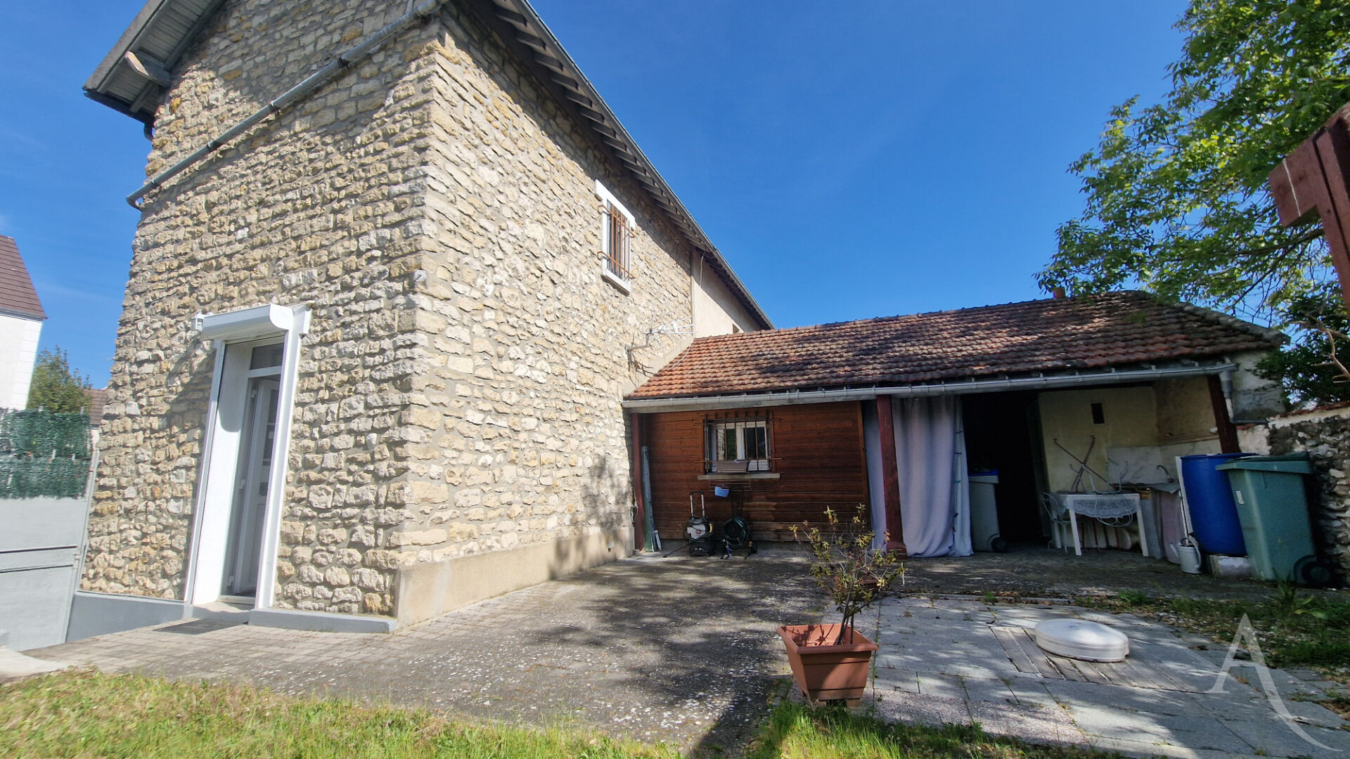 Maison MANTES LA JOLIE (78200) 3 pi&egrave;ces 48.00 m&sup2;