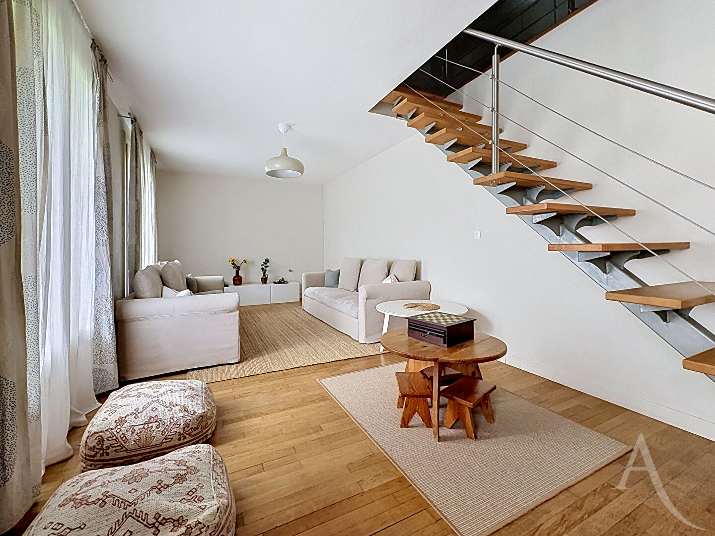 Appartement MANTES LA JOLIE (78200) 5 pi&egrave;ces 106.70 m&sup2;