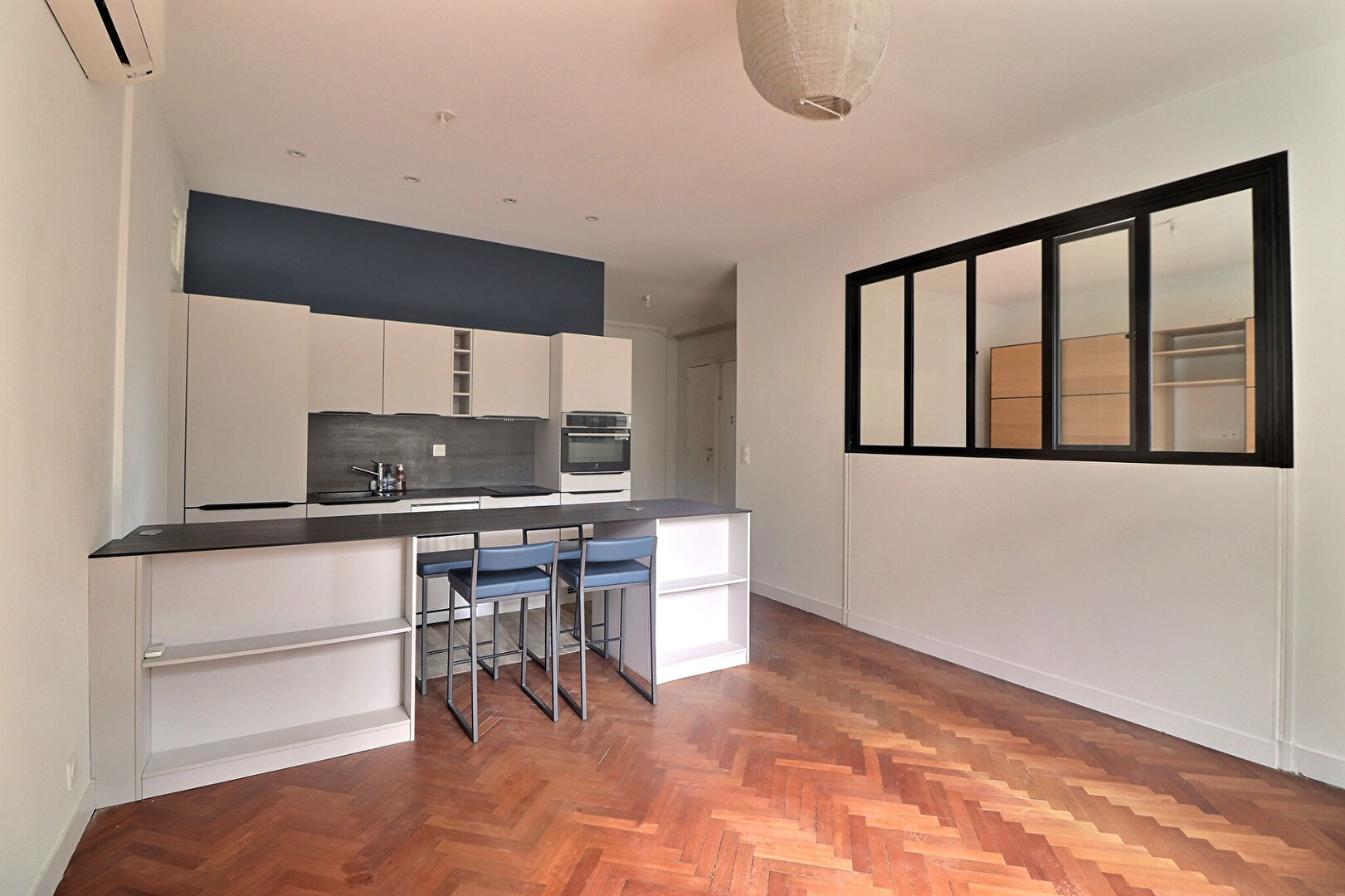 Appartement MARSEILLE (13008) 2 pi&egrave;ces 55.00 m&sup2;