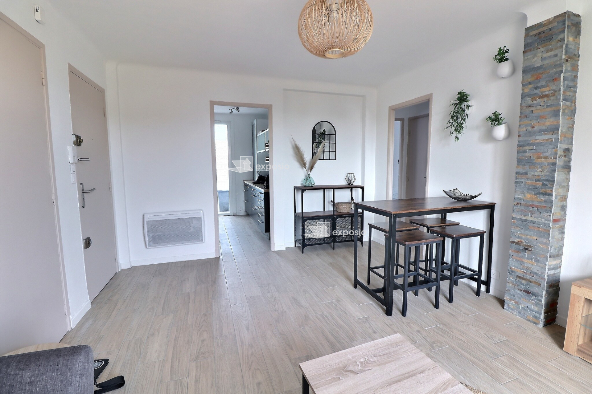 Appartement MARSEILLE (13005) 3 pi&egrave;ces 53.00 m&sup2;