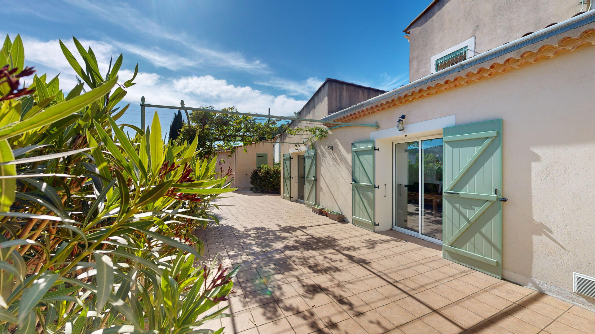 Maison MARSEILLE (13011) 6 pièces 170.00 m²