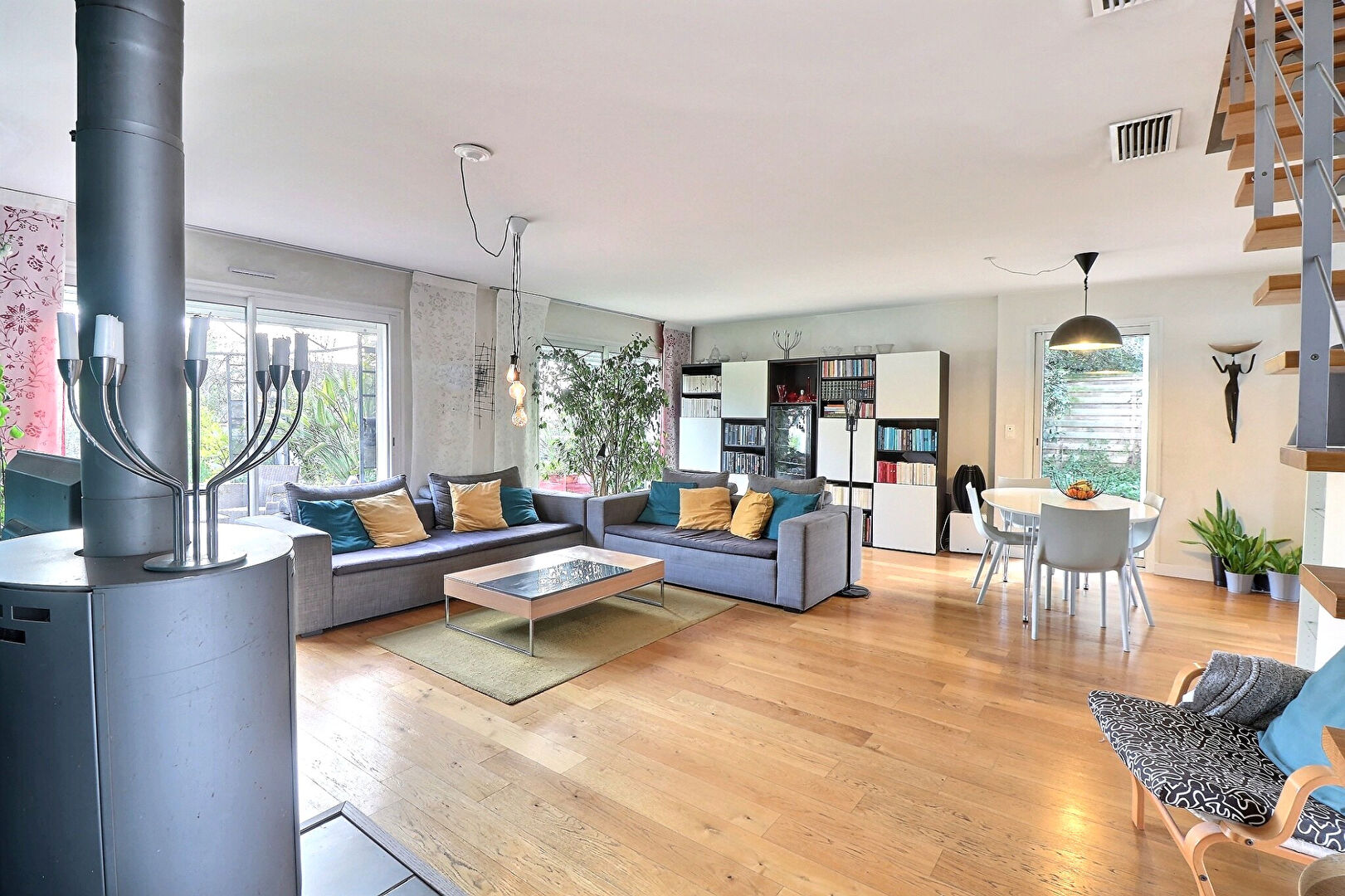 Maison MARSEILLE (13012) 5 pièces 122.00 m²