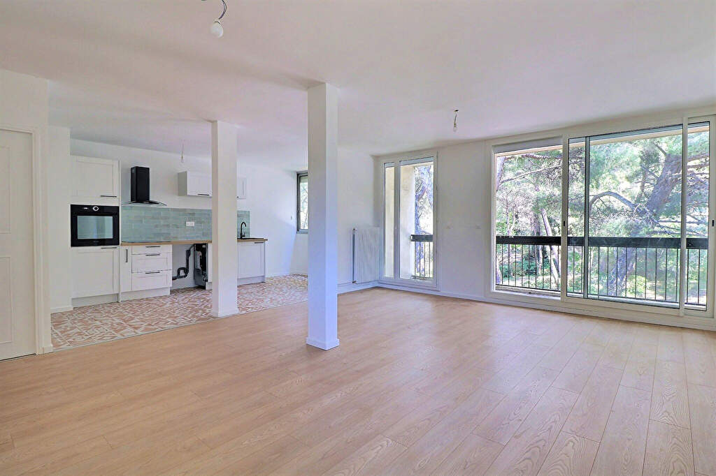Appartement MARSEILLE (13008) 3 pièces 73.70 m²