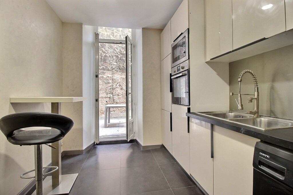 Appartement MARSEILLE (13001) 3 pi&egrave;ces 60.00 m&sup2;