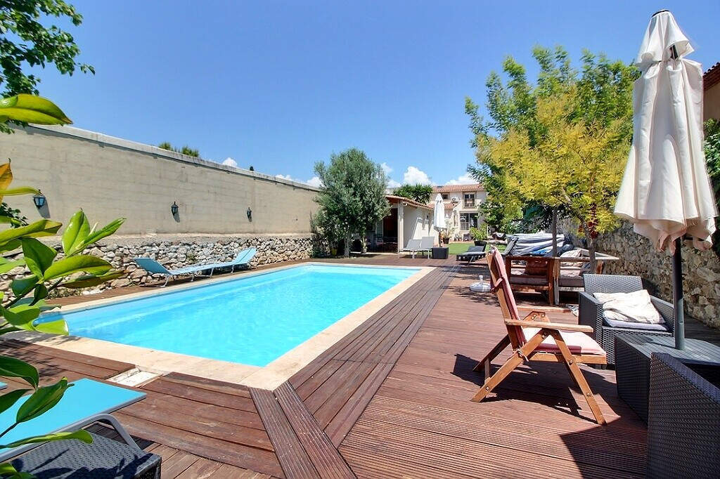 Maison Marseille (13010) 9 pi&egrave;ces 210.00 m&sup2;