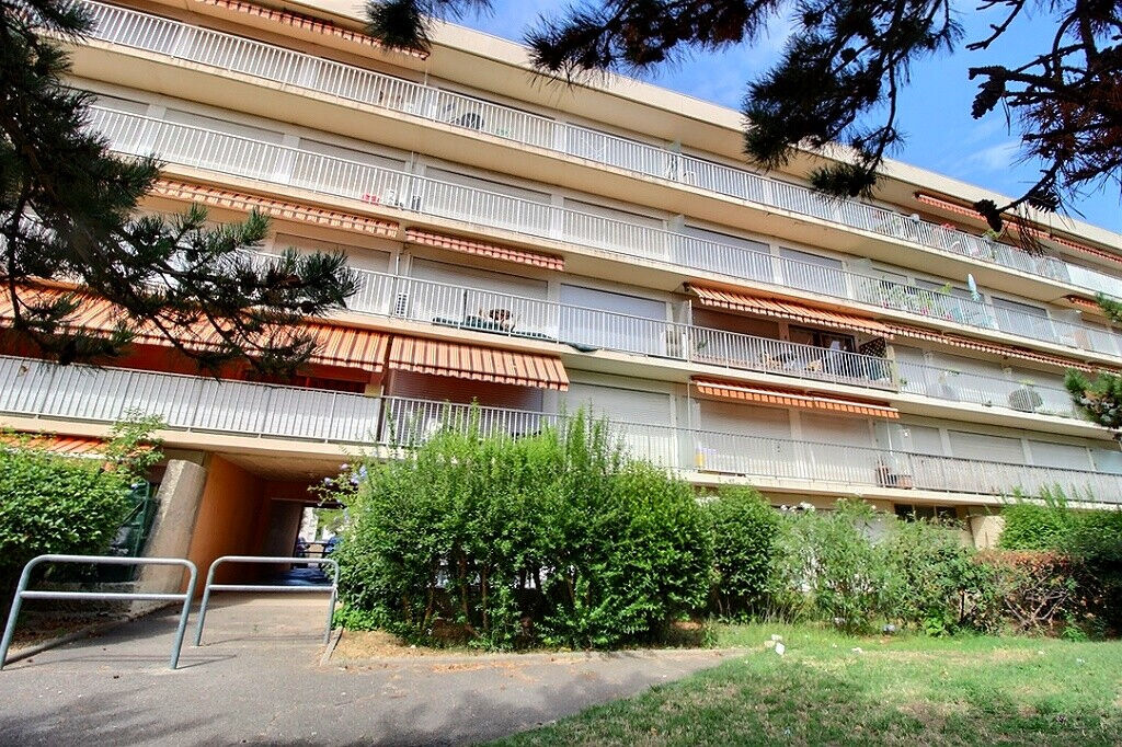 Appartement SALON DE PROVENCE (13300) 5 pi&egrave;ces 117.00 m&sup2;