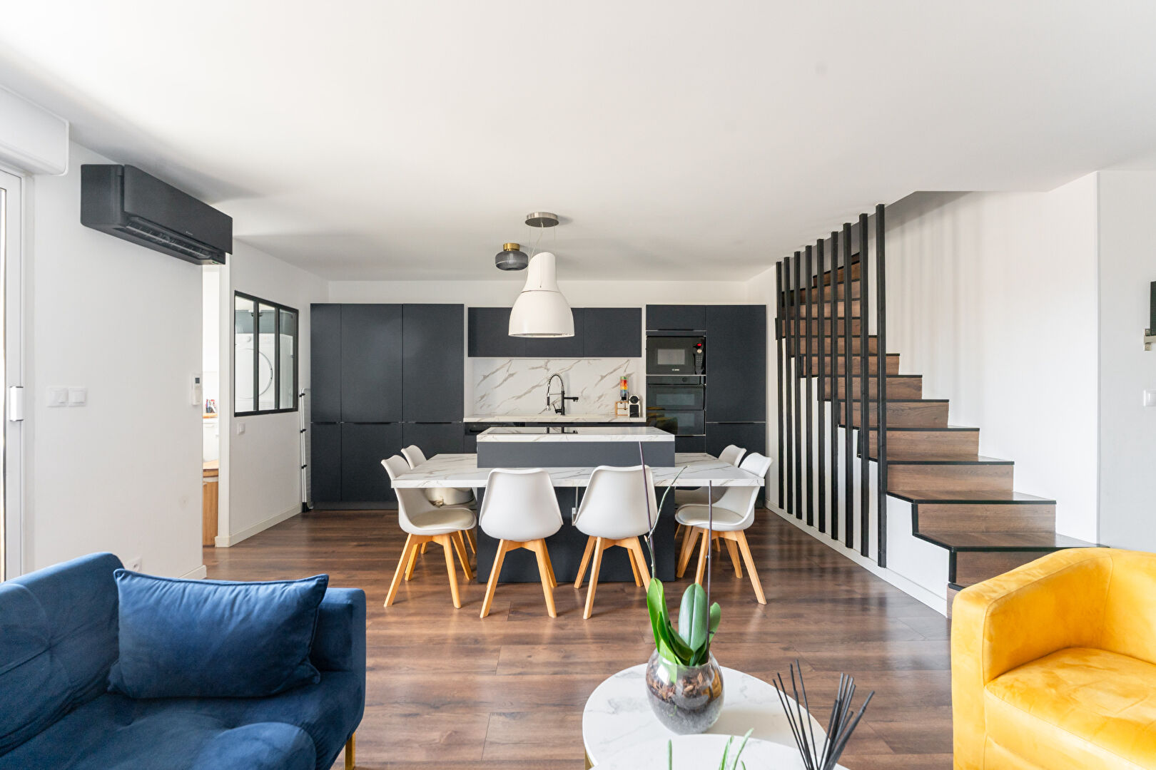 Appartement MARSEILLE (13006) 4 pièces 100.00 m²