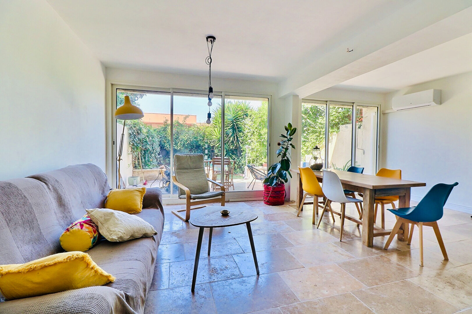 Maison MARSEILLE (13012) 5 pièces 94.00 m²