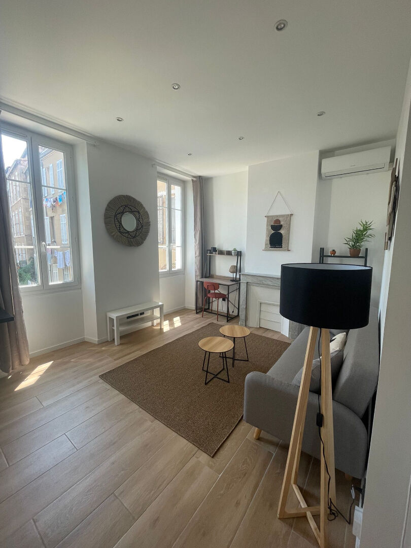 Appartement MARSEILLE (13008) 2 pi&egrave;ces 30.50 m&sup2;