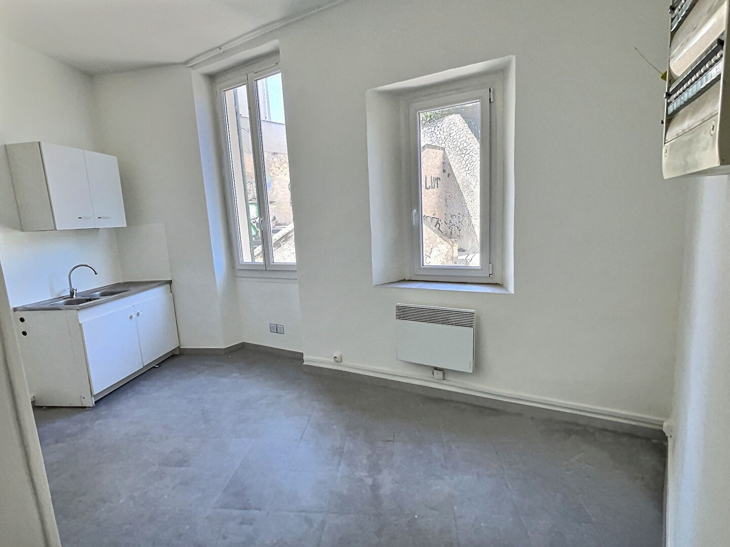 Appartement Marseille (13006) 2 pièces 40.00 m²
