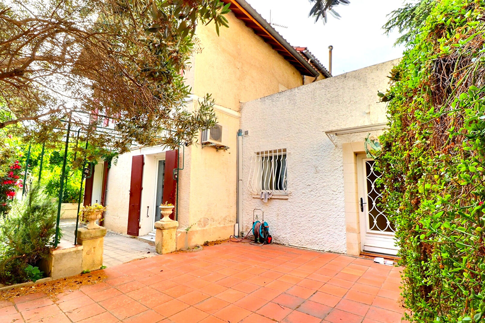 Maison MARSEILLE (13012) 5 pièces 85.00 m²