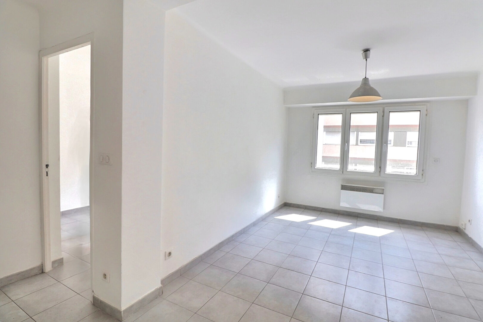 Appartement MARSEILLE (13008) 3 pièces 52.00 m²