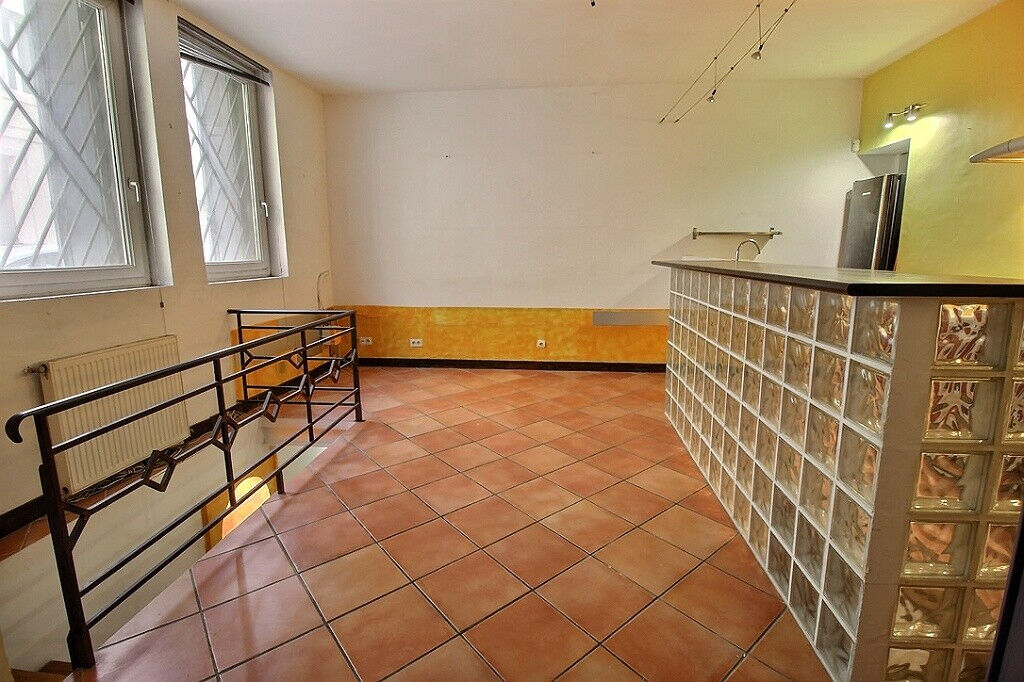 Appartement MARSEILLE (13006) 4 pi&egrave;ces 78.00 m&sup2;