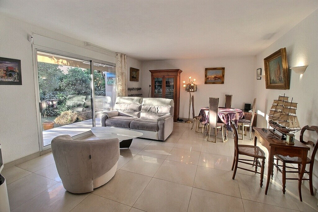 Appartement MARSEILLE (13008) 4 pi&egrave;ces 87.92 m&sup2;