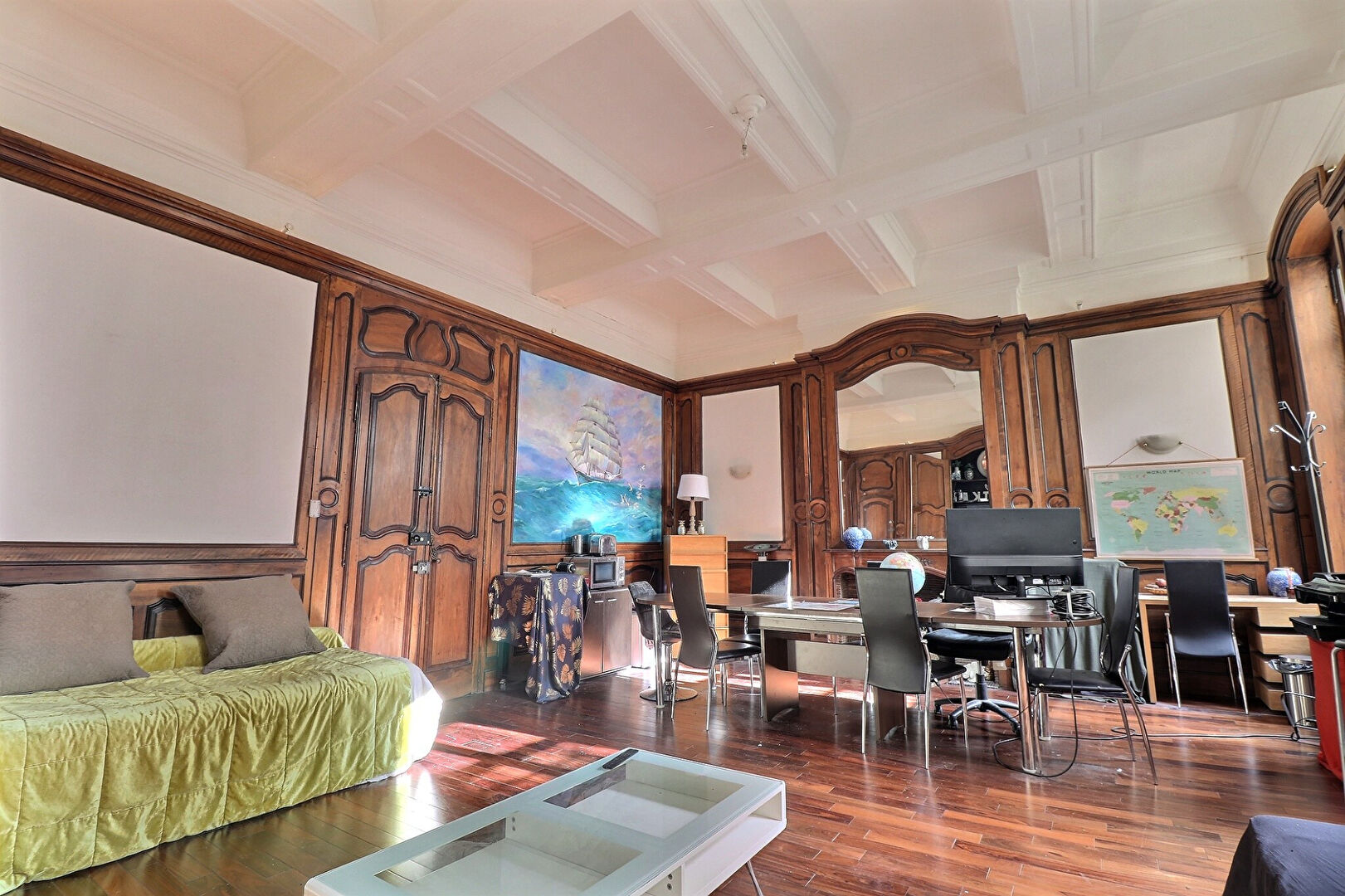 Bureaux MARSEILLE (13001) 5 pi&egrave;ces 200.49 m&sup2;