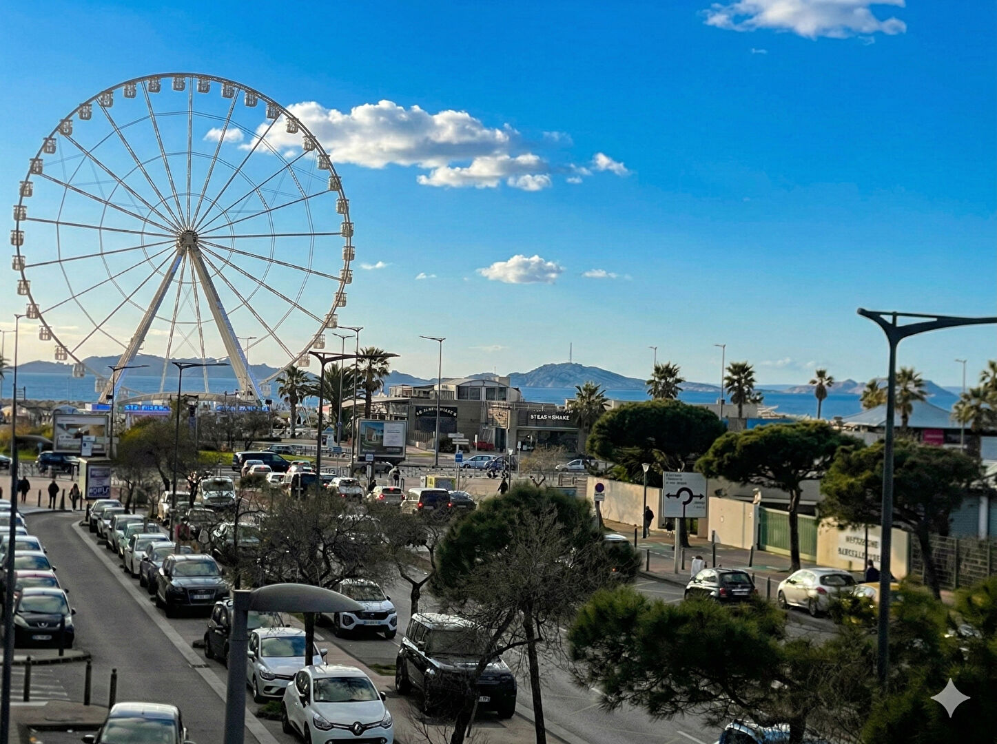 Appartement MARSEILLE (13008) 2 pi&egrave;ces 58.00 m&sup2;