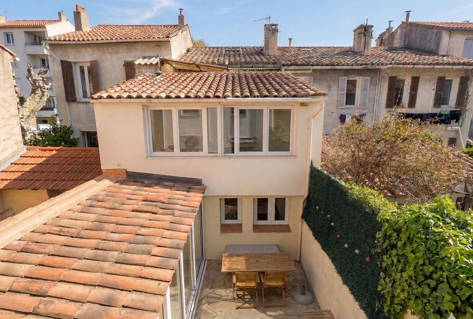 Maison MARSEILLE (13012) 5 pi&egrave;ces 120.00 m&sup2;